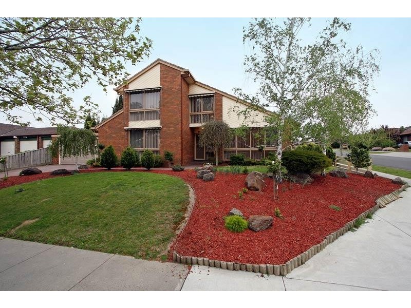 24 Superior Avenue, Rowville VIC 3178