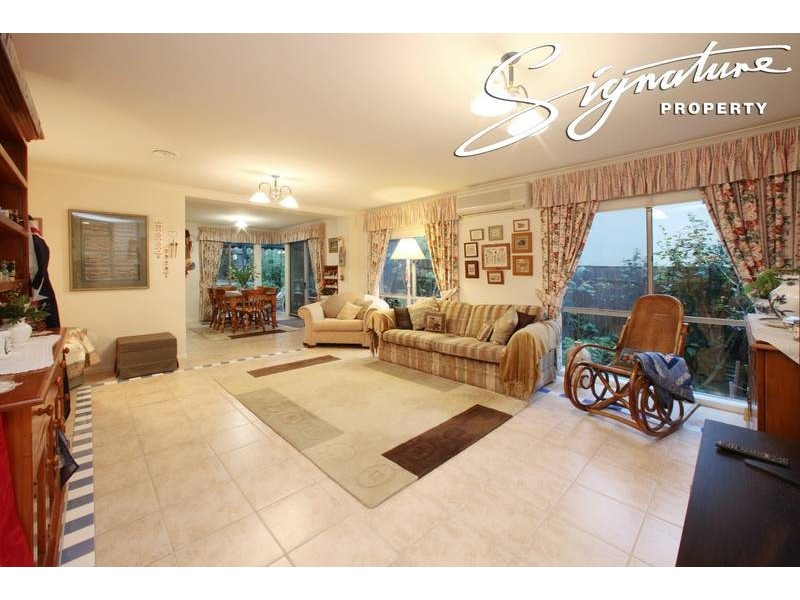 112 Oaktree Rise, Lysterfield VIC 3156