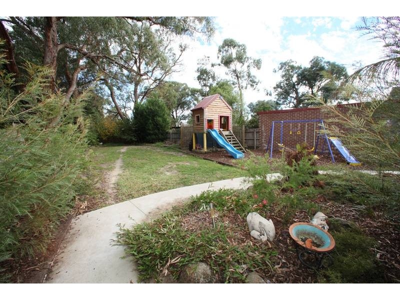3 Kya Close, Ferntree Gully VIC 3156