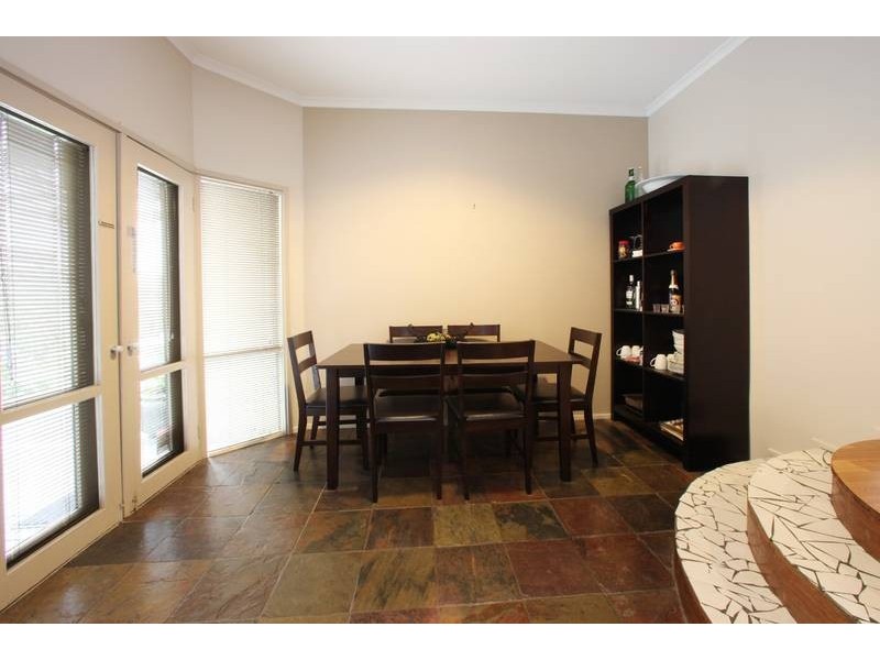 2/4 Matthews Court, Ferntree Gully VIC 3156