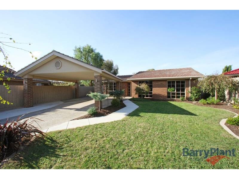 11 Mersey Close, Rowville VIC 3178