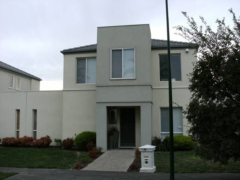 91 Sovereign Manors Crescent, Rowville VIC 3178