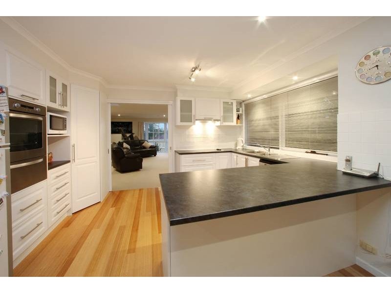 10 Nicholas Court, Lysterfield VIC 3156