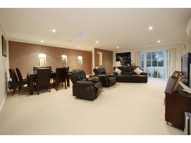 10 Nicholas Court, Lysterfield VIC 3156