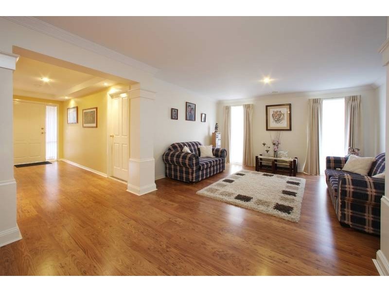 47 Langhorne Crescent, Rowville VIC 3178