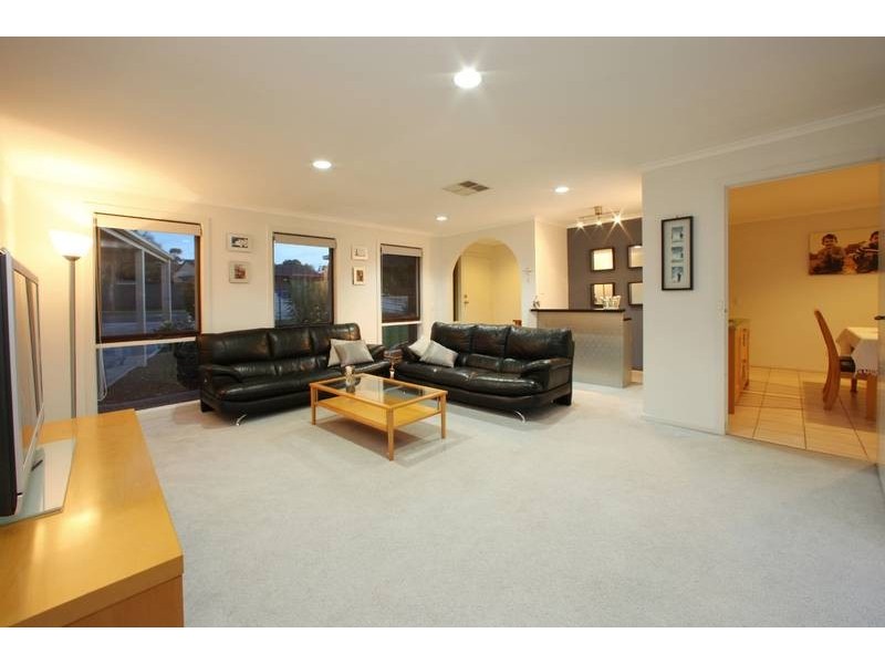 4 Silvan Court, Rowville VIC 3178