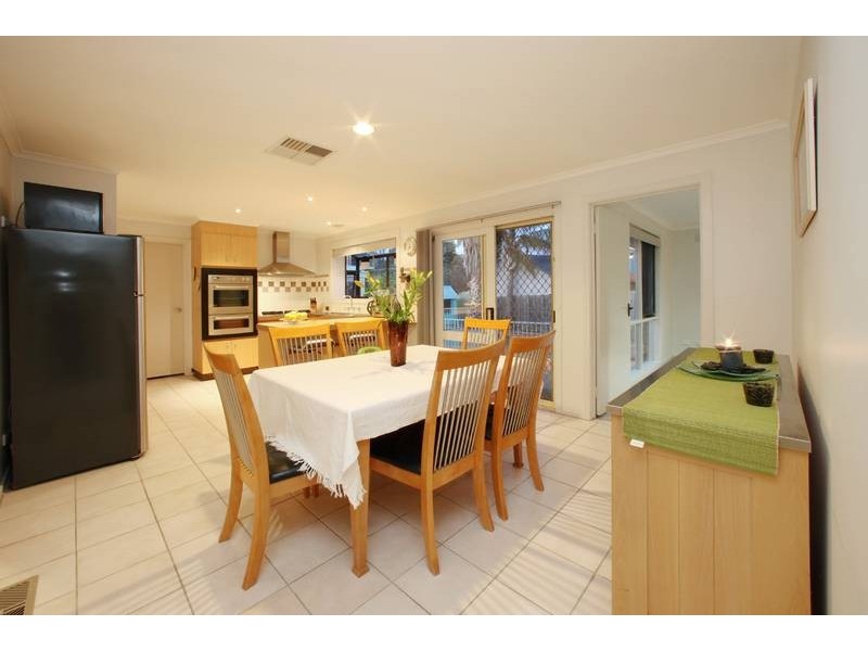 4 Silvan Court, Rowville VIC 3178