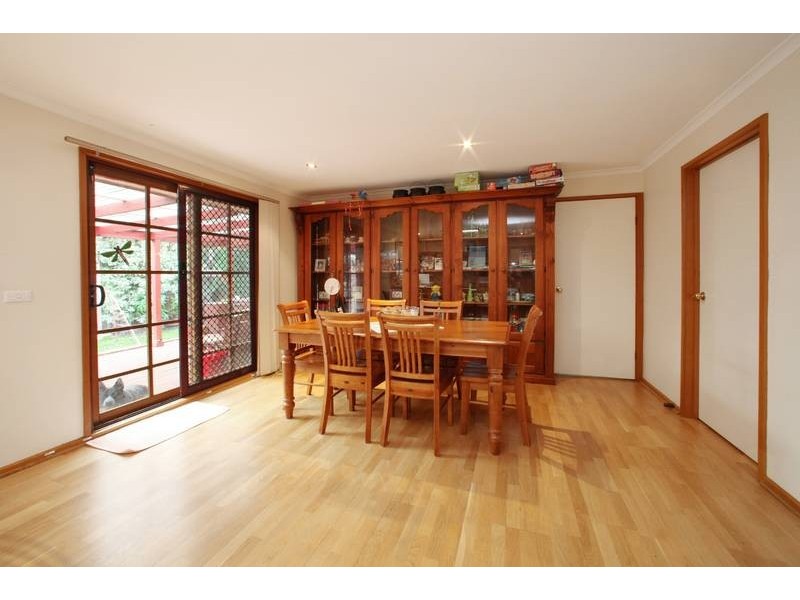 4 Reeve Place, Rowville VIC 3178