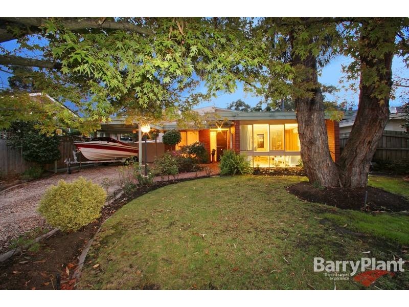 17 Westley Street, Ferntree Gully VIC 3156