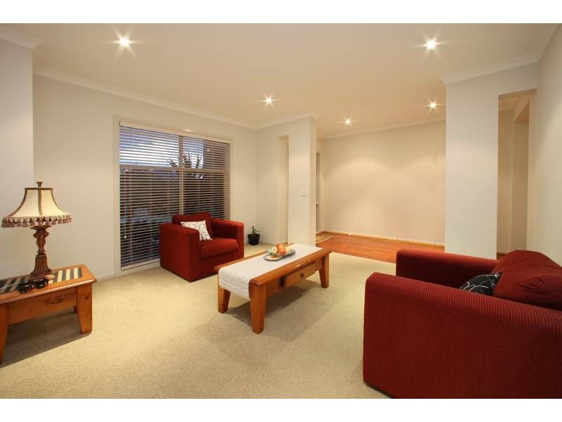 33 Rathgar Road, Lysterfield VIC 3156