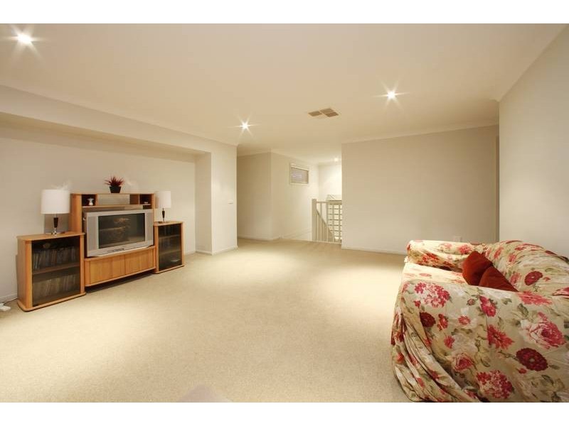 33 Rathgar Road, Lysterfield VIC 3156
