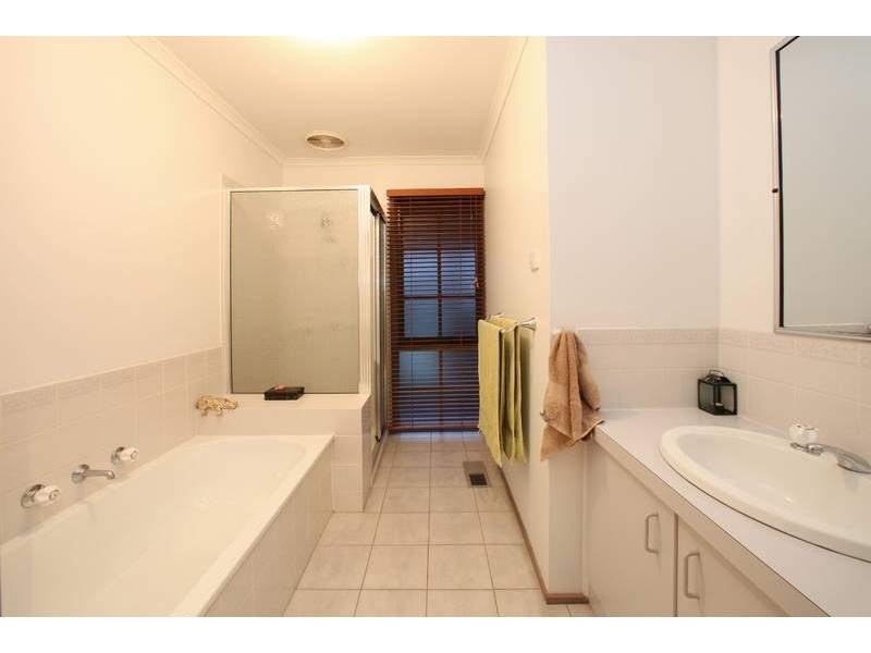 98 Wentworth Avenue, Rowville VIC 3178