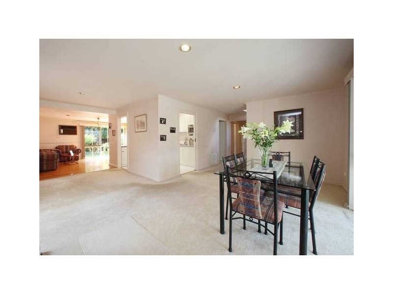 4 Shady Grove, Rowville VIC 3178