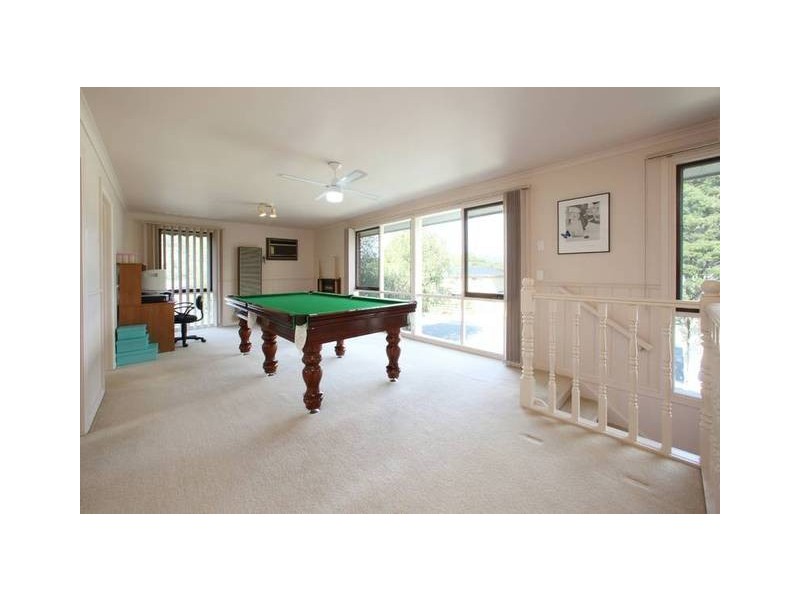 4 Shady Grove, Rowville VIC 3178