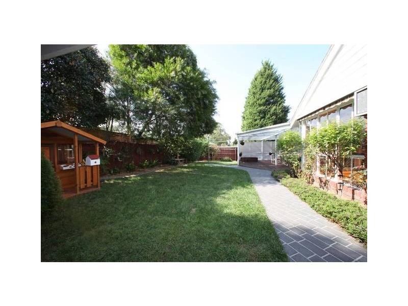 4 Shady Grove, Rowville VIC 3178