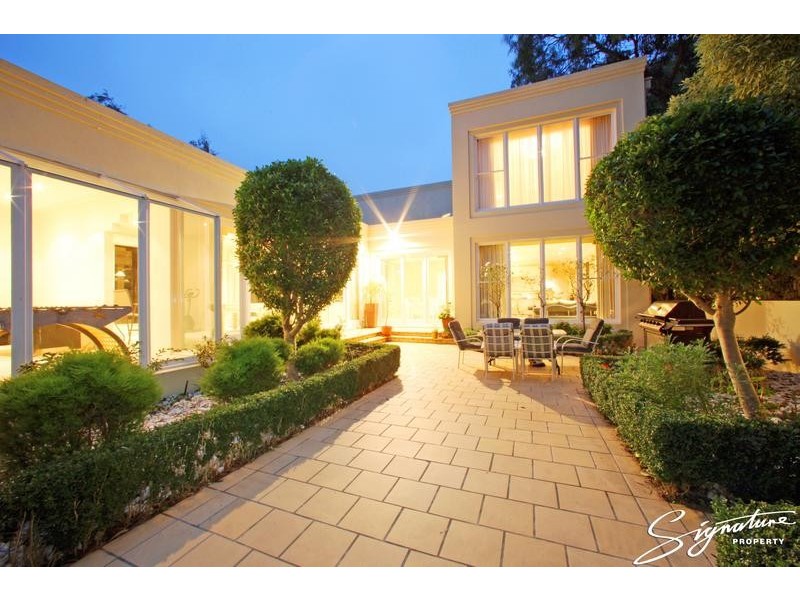 40 Tetragona Quadrant, Rowville VIC 3178