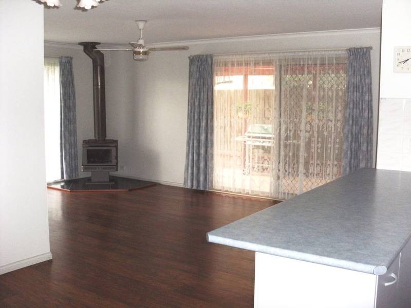 23 Quail Way, Rowville VIC 3178