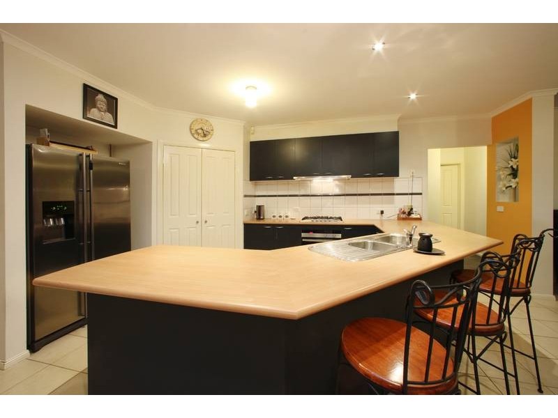 28 Ellendale Street, Rowville VIC 3178