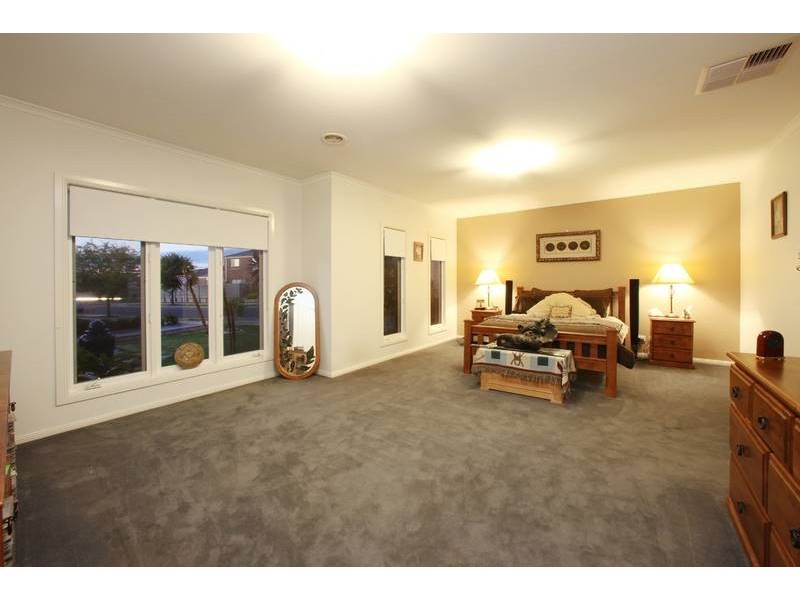 28 Ellendale Street, Rowville VIC 3178