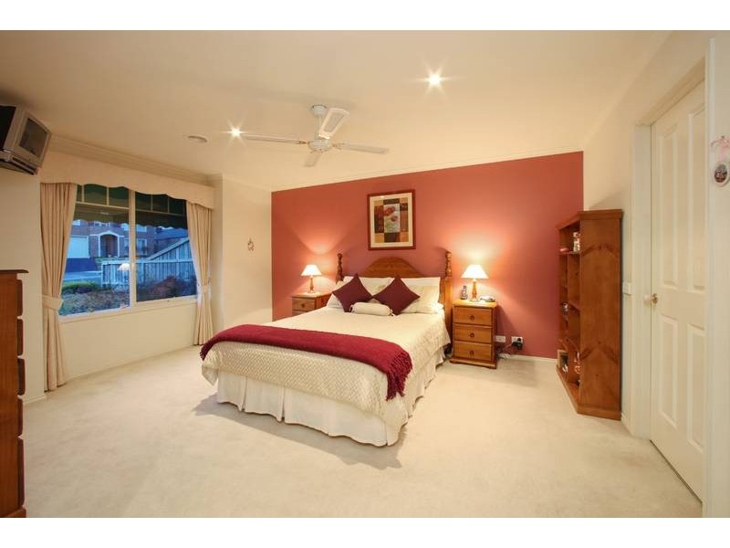 44 Kilcunda Drive, Rowville VIC 3178