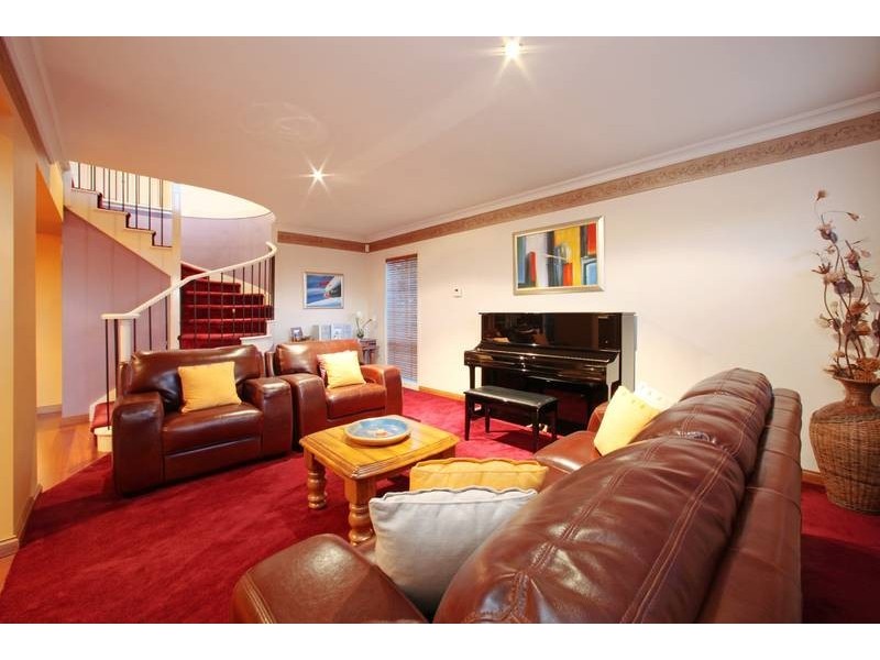 15 Sheridan Avenue, Rowville VIC 3178