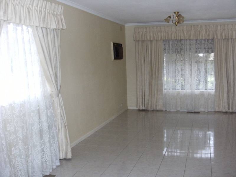 9 Mindara Avenue, Rowville VIC 3178