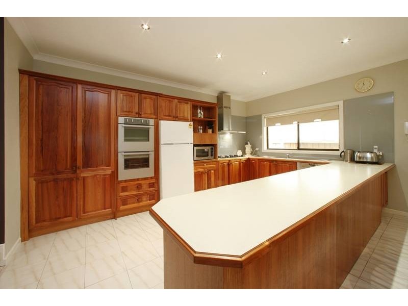 64 Turramurra Drive, Rowville VIC 3178