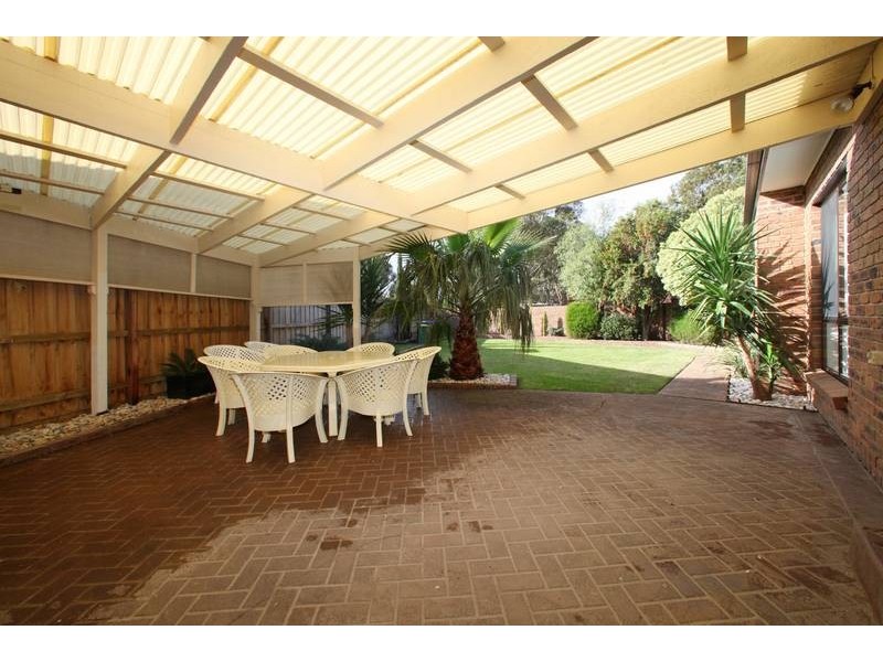 64 Turramurra Drive, Rowville VIC 3178