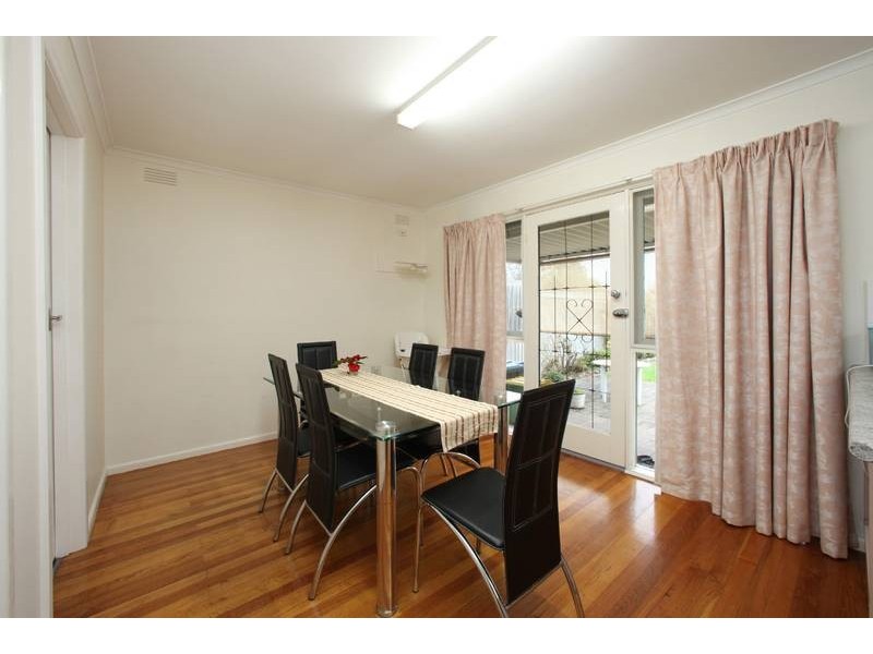 18 Roma Street, Scoresby VIC 3179