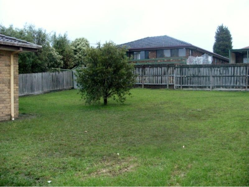 22 St John Place, Rowville VIC 3178