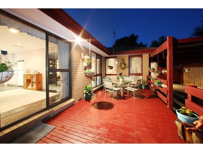 69 Elton Road, Ferntree Gully VIC 3156