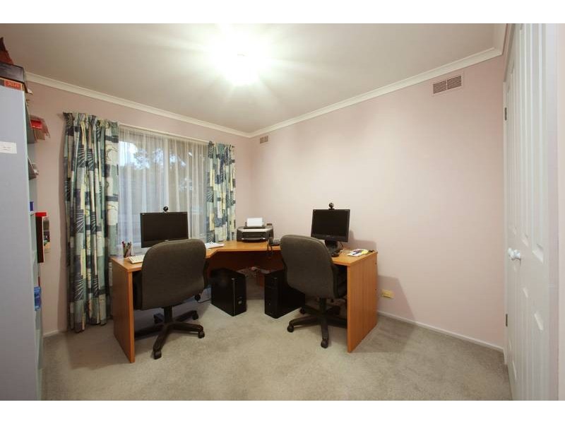 69 Elton Road, Ferntree Gully VIC 3156