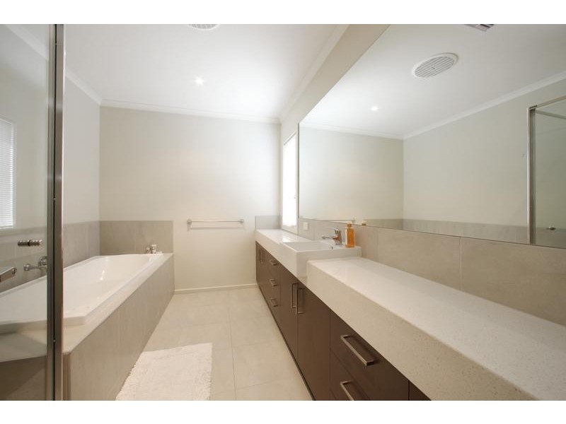 5 Janlea Close, Rowville VIC 3178