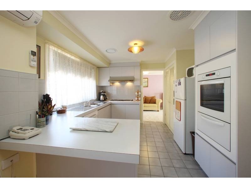 19 Laanecoorie Drive, Lysterfield VIC 3156