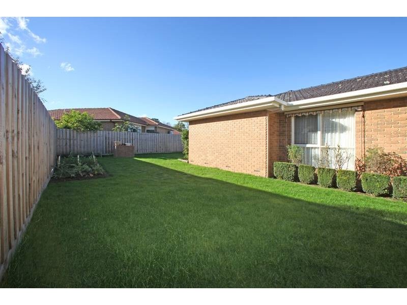 19 Laanecoorie Drive, Lysterfield VIC 3156