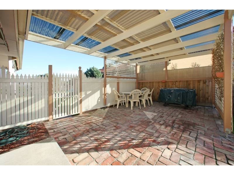 19 Laanecoorie Drive, Lysterfield VIC 3156