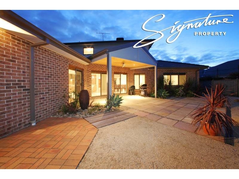 20 Rosewood Boulevard, Lysterfield VIC 3156