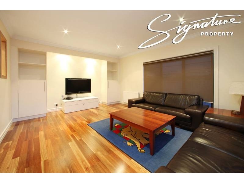 20 Rosewood Boulevard, Lysterfield VIC 3156