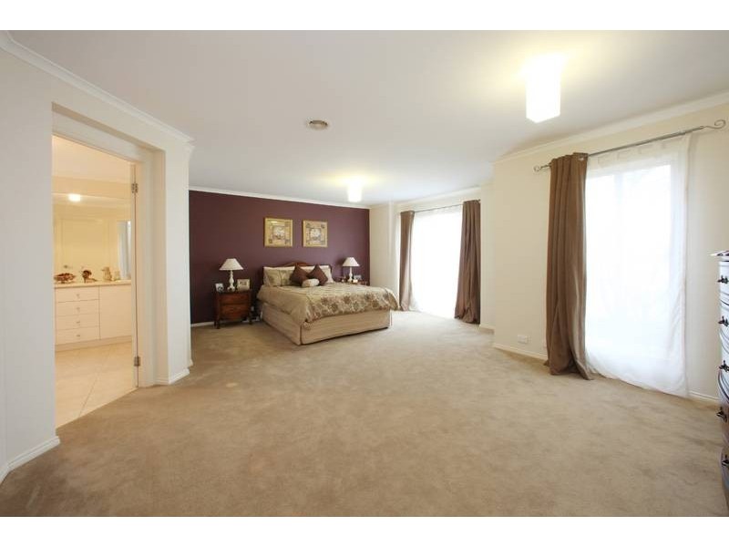 49 Victoria Knox Avenue, Rowville VIC 3178