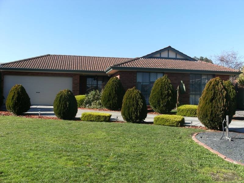 11 Sunningdale Court, Rowville VIC 3178