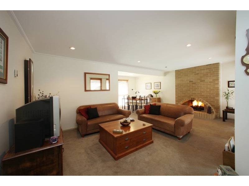 7 Batavia Avenue, Boronia VIC 3155