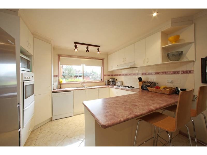 72 Quail Way, Rowville VIC 3178