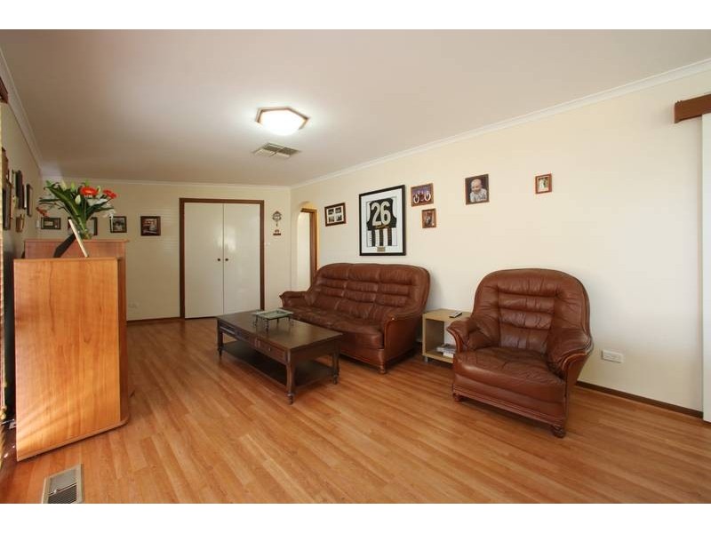 2 Erskine Drive, Rowville VIC 3178