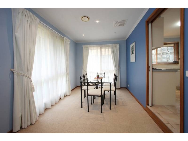 125 Kellbourne Drive, Rowville VIC 3178