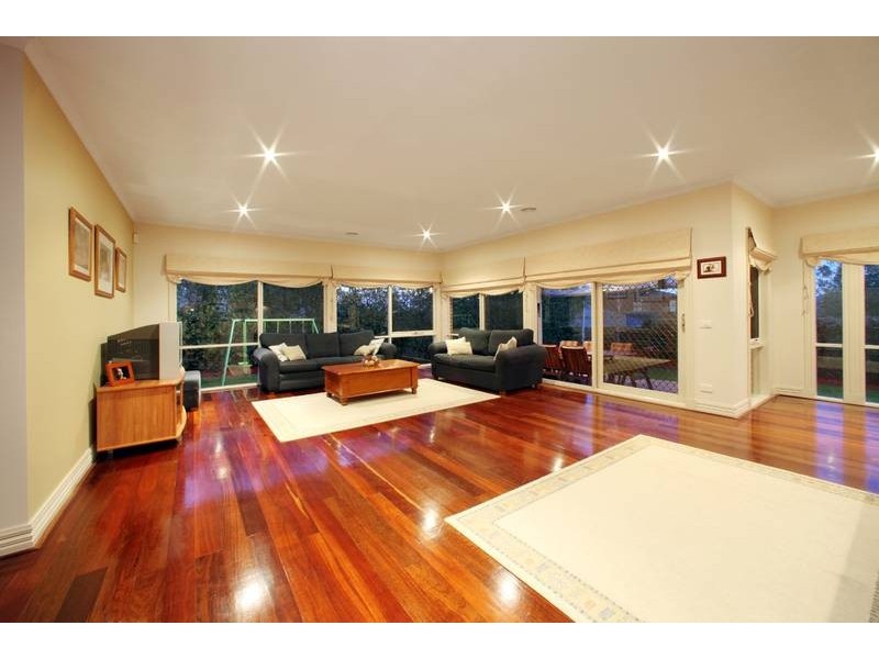 11 Crossley Court, Lysterfield VIC 3156