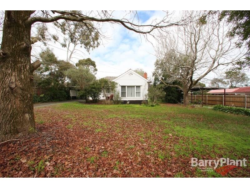 10 Warrabel Road, Ferntree Gully VIC 3156