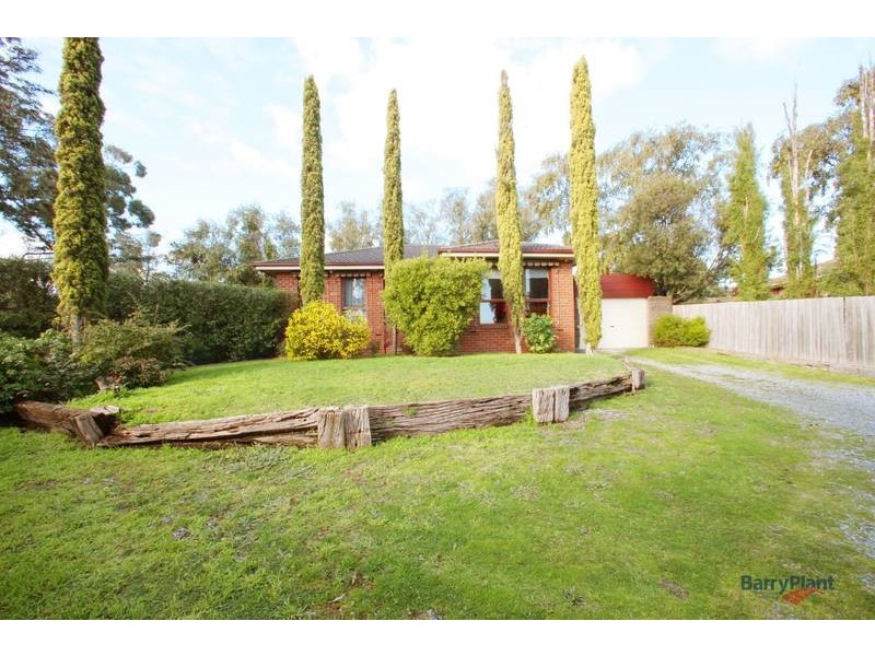 8 Seebeck Road, Rowville VIC 3178