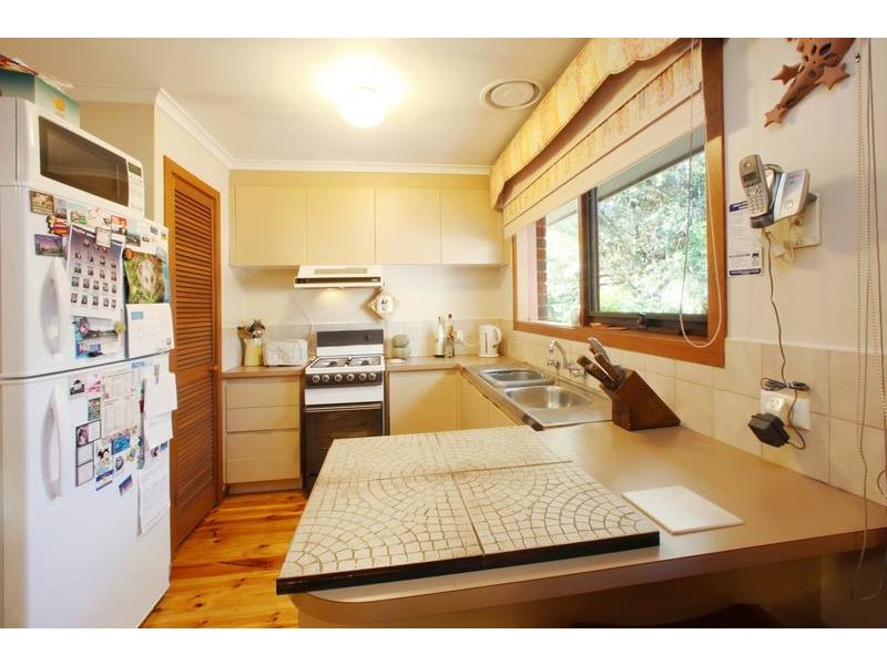 8 Seebeck Road, Rowville VIC 3178