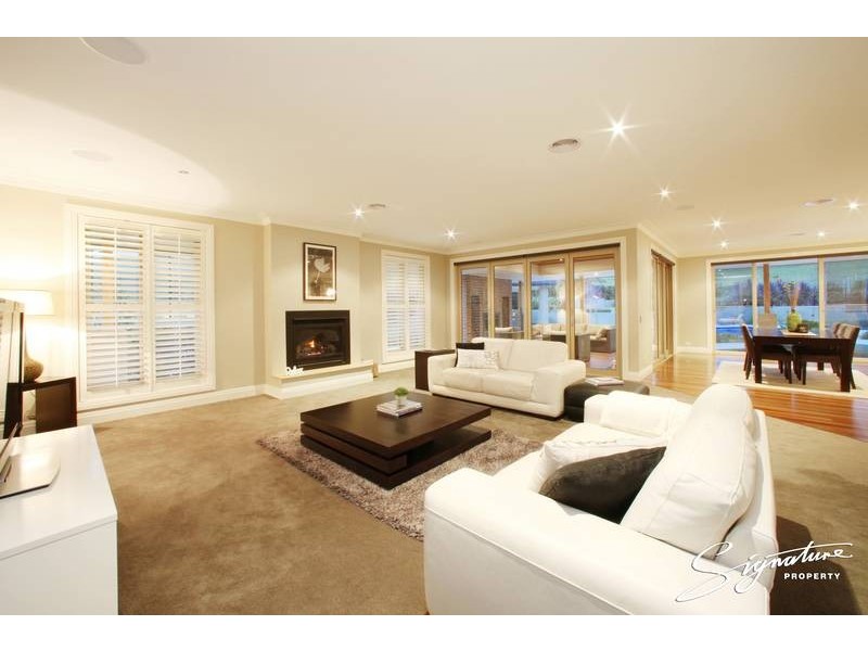 31 Logan Court, Lysterfield VIC 3156