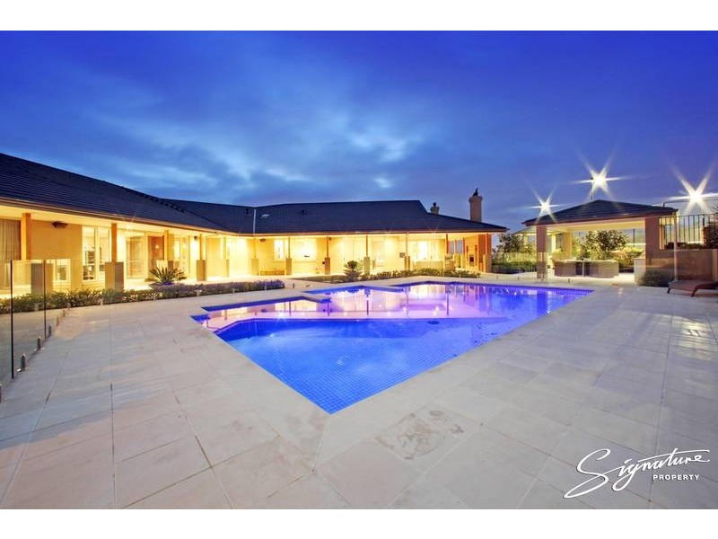 31 Logan Court, Lysterfield VIC 3156